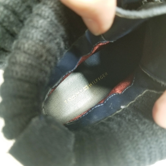 TOMMY HILFIGER Womens Serafin Blue Suede concealed Wedge Sz 6.5 Bootie NWOB‎ - Picture 3 of 11